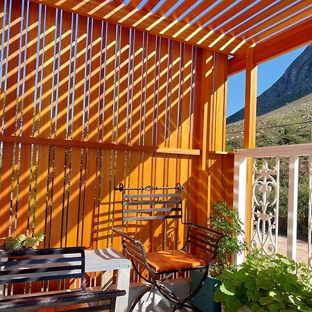 The Trailhouse Hotel Bettyʼs Bay Екстериор снимка