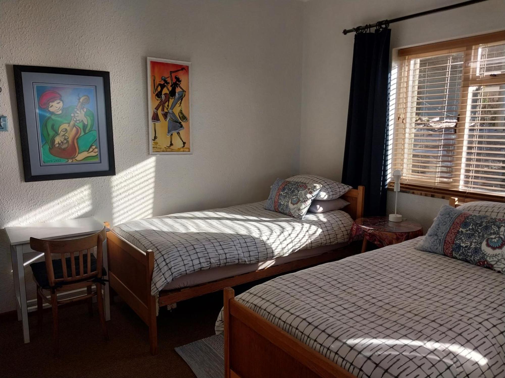 The Trailhouse Hotel Bettyʼs Bay Екстериор снимка