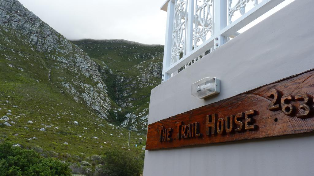The Trailhouse Hotel Bettyʼs Bay Екстериор снимка